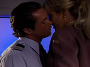 性感空姐與男飛行員浪漫的性愛